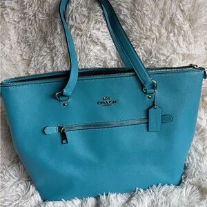 COACH LEATHER TURQUOISE BLUE TOTE
